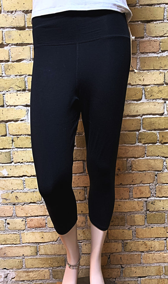 Bamboo Clothing – Capris